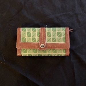 Nine West wallet